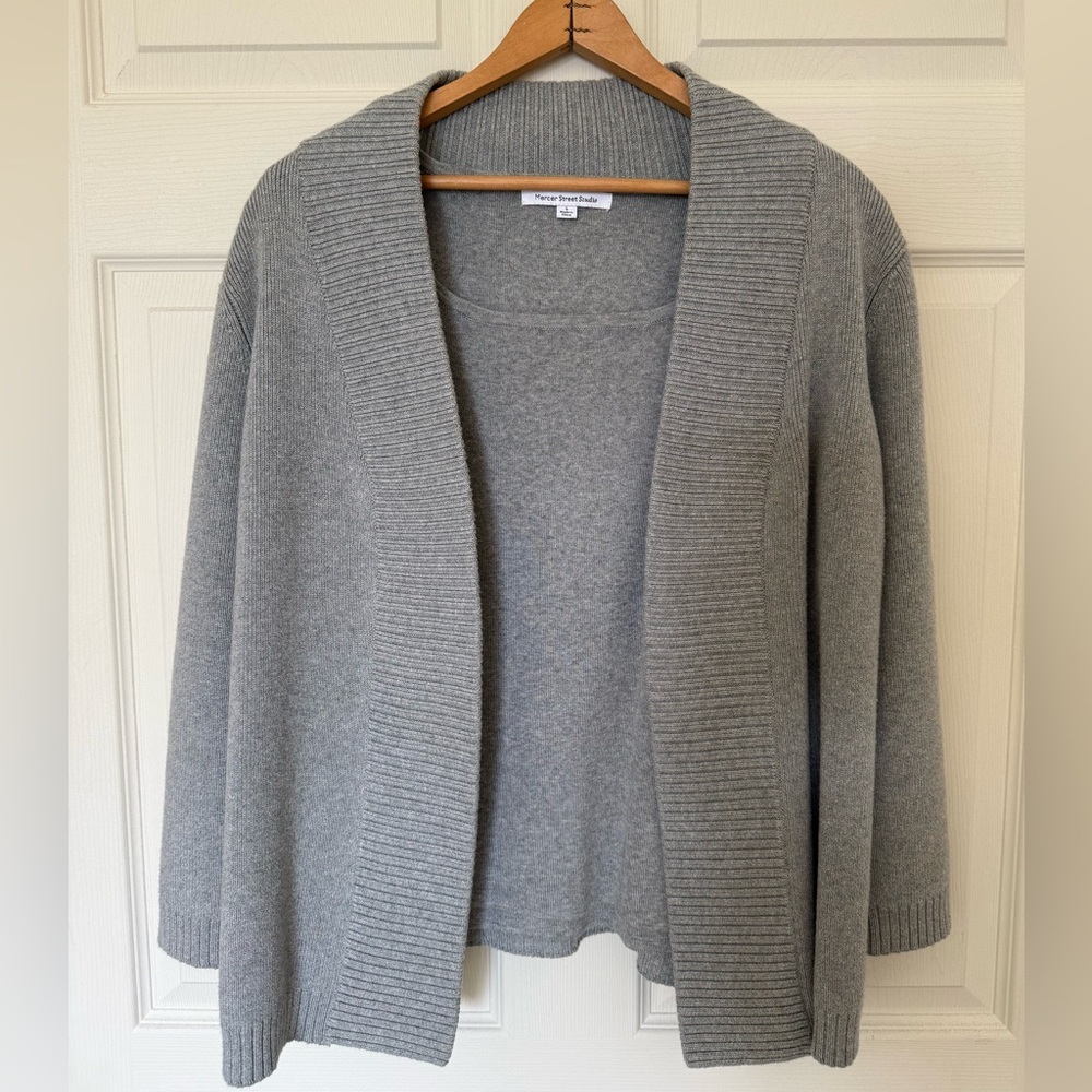 Mercer Street Studio Gray Knit Cardigan & Tank Set – Soft Layering Twinset